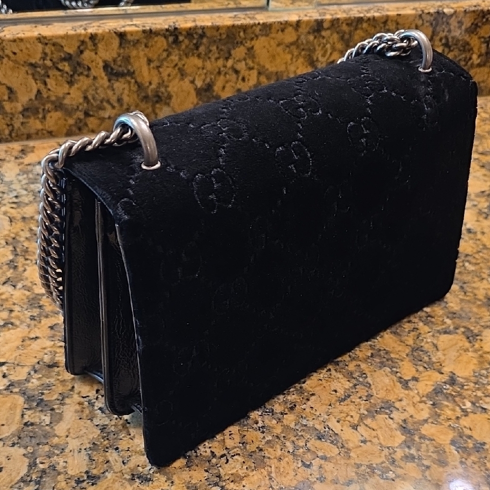 Absolutely Beautiful & Very Elegant  Gucci Dionysus GG Velvet Shoulder Bag. - Picture 5 of 16